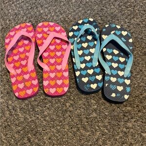 Old Navy Kids Heart Flip Flops - Pink and Blue